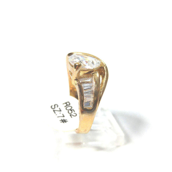 Large CZ GP Ring Faceted Triangle CZ Baguettes - Picture 5 of 8